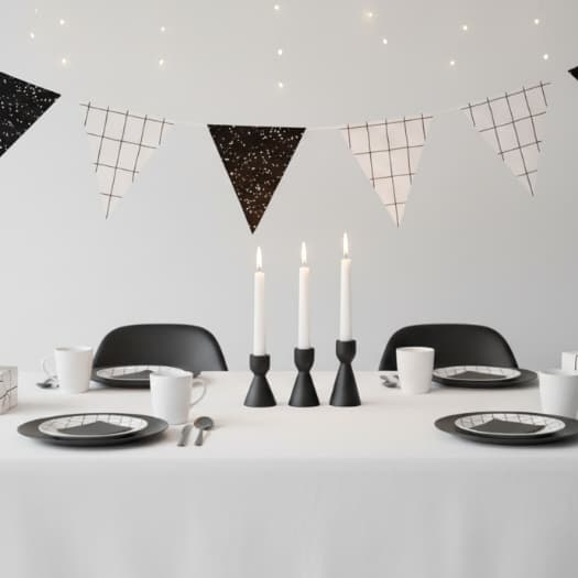 Cordão de Bandeirinhas Geométricas Preto e Branco | Decoração Clean para Aniversário, Festa e Casa