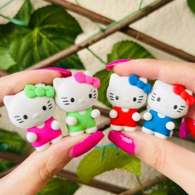 Kit 4 Borracha Hello Kitty Decorada Papelaria Fofa Kawaii Material Escolar Presente Infantil
