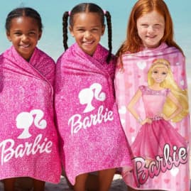 Toalha Banho e Praia Infantil adulto Desenhos barbie praia aveludada- 1,35x 0,70m