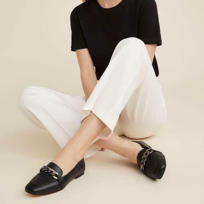 Sapatilha Feminina Confortável Luxo Elegante Sapato Feminino Mocassim Bico Quadrado Preto Corrente