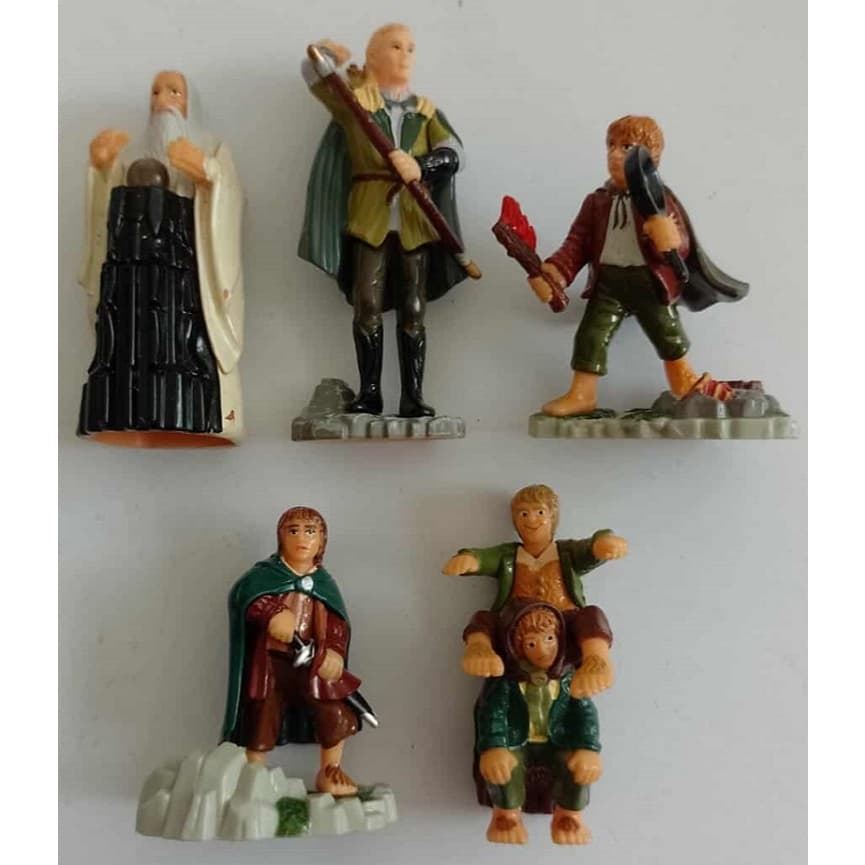 Kinder ovo - Lote Misto do Senhor dos anéis com 5 personagens