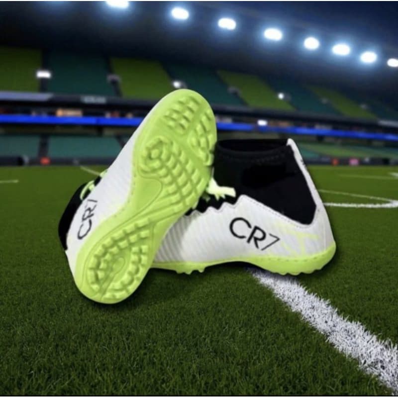 Só Hoje! Chuteira Society Infantil Leve e Antiderrapante Gramado Sintético