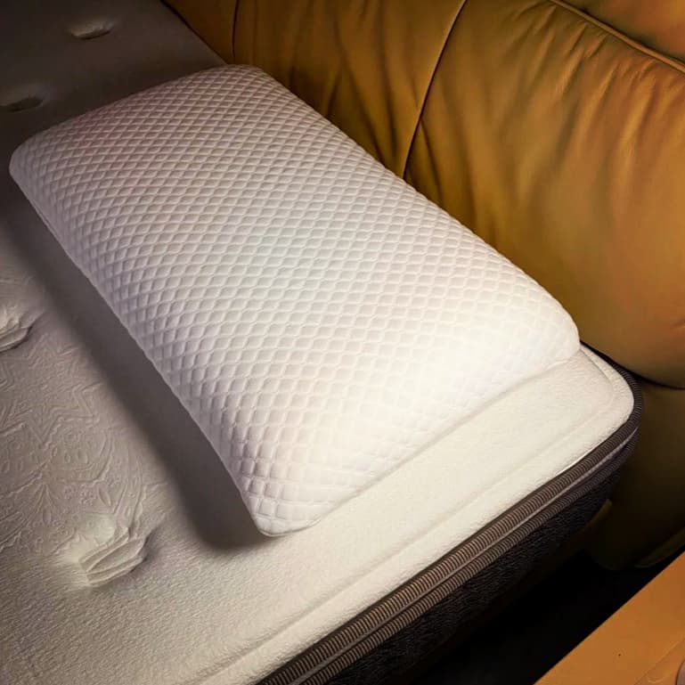 Liquida Travesseiro Nasa Anti-Alérgico Anti Stress Confort Cheio Nao Afunda 065x045cm 150 Fios