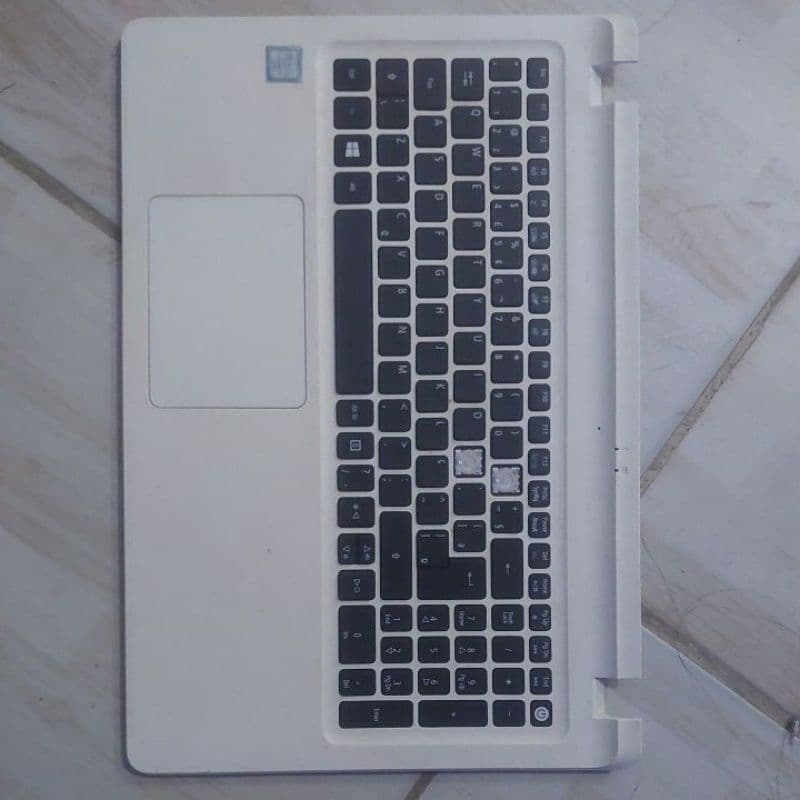 Base para notebook acer Es1-572 Es1-533(usada)