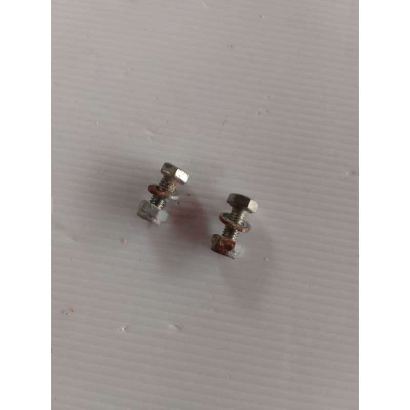 PARAFUSOS COM PORCA DA LAVA LOUÇA BRASTEMP BLE24B USADOS