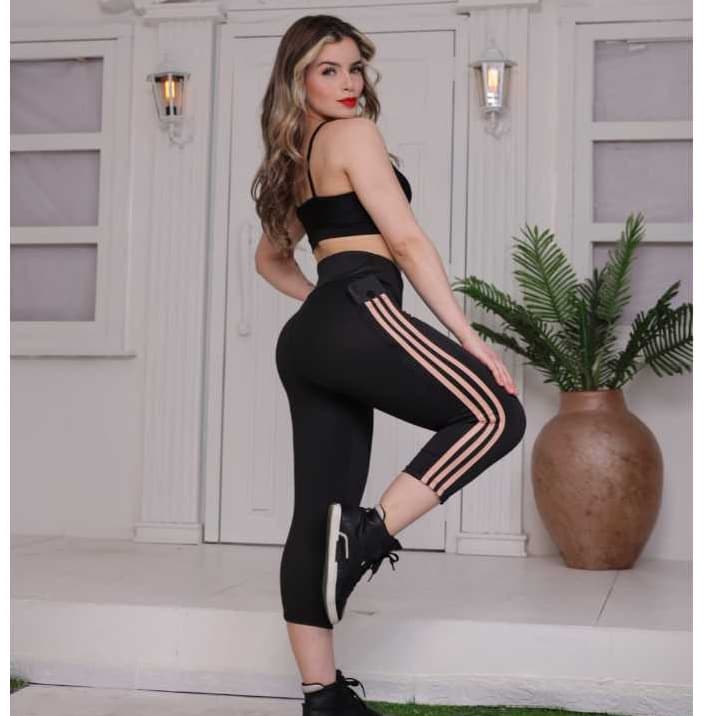 Calça Legging Corsário Listrada com Bolso