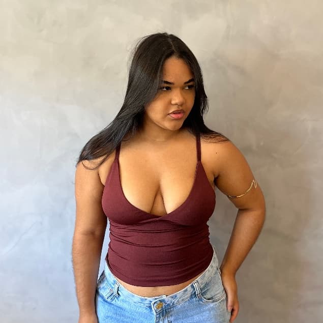 BLUSA TOP TUBE CROPPED DECOTE V ALÇA FINA FORRO DUPLO NO BUSTO