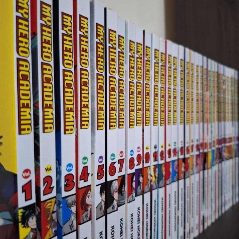 Mangá My Hero Academia - Volume 1 ao 38 + Vigilante + Smash (escolha seu volume)