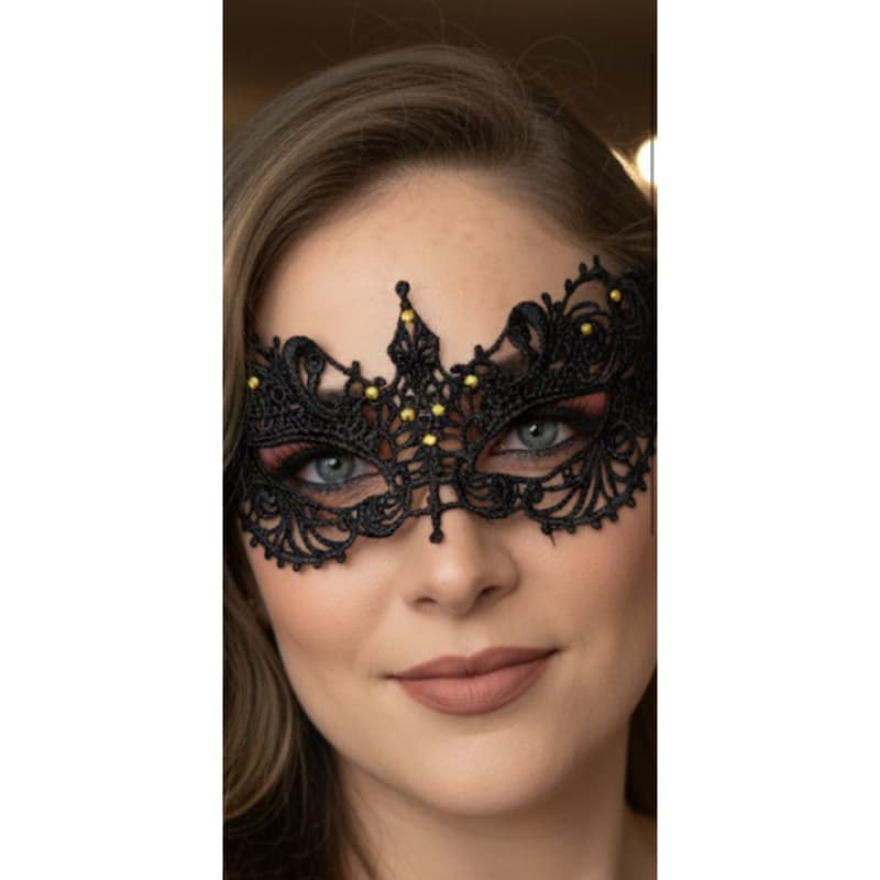 Máscara mod 3 preta com strass dourado Feminina Baile Veneziana Festa Fantasia Renda