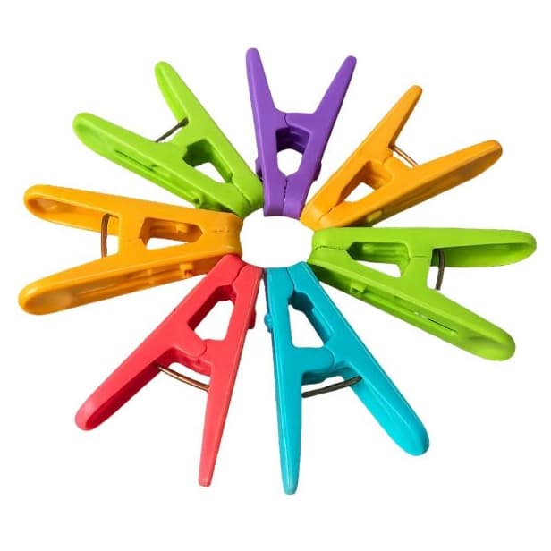 Kit 50 Pregadores de Plástico COLORS Para Roupas Prendedores de Roupas Reforçado e Resistente