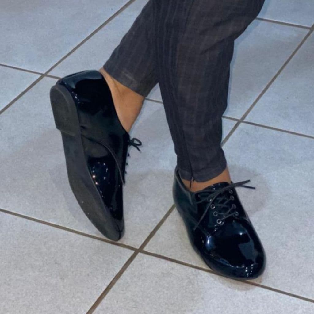 Sapato oxford preto bico redondo Sapato Oxford preto bico redondo