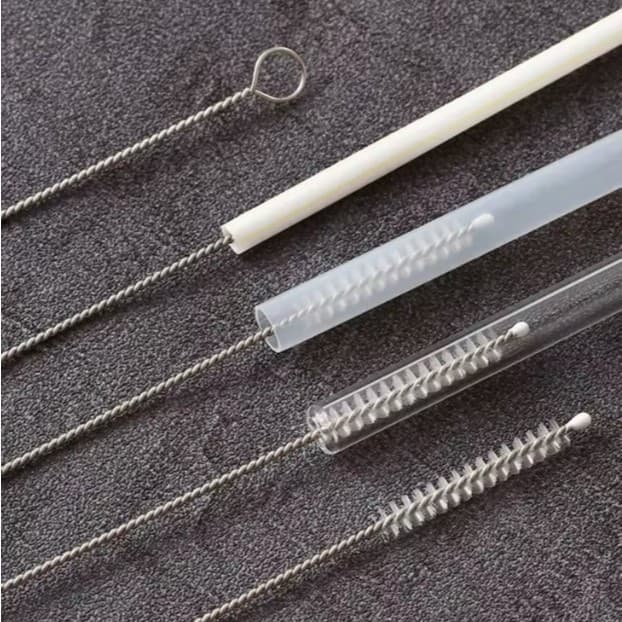 Kit Escovinhas de metal para limpeza Higienização de canudos e outros