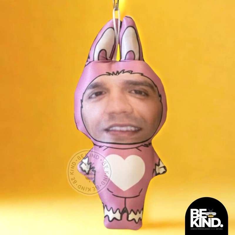 Chaveiro Artesanal Divertido LAFUFU LUAN SANTANA (Feito manualmente/Criação paródica e artesanal)