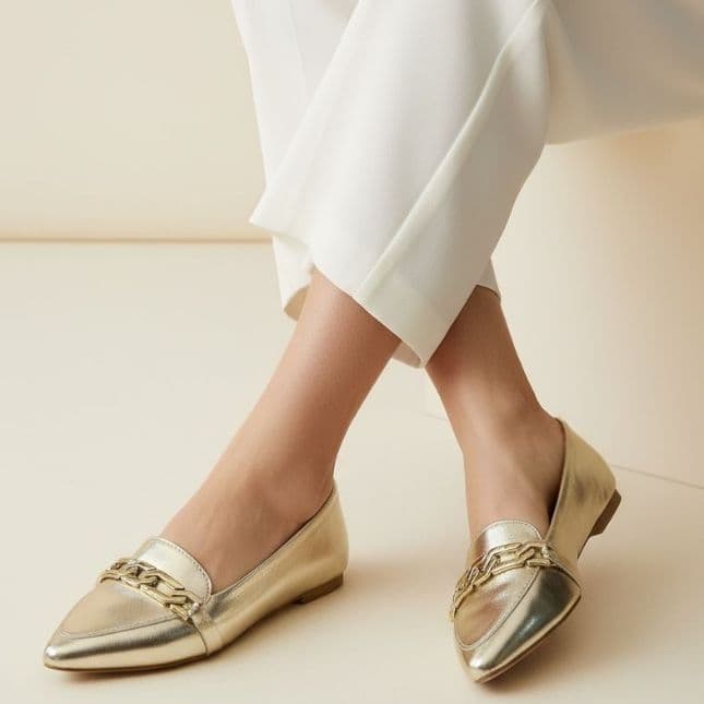 Sapatilha Feminina Mocassim Bico Fino Confort Casual Corrente Metalizado Ouro Light