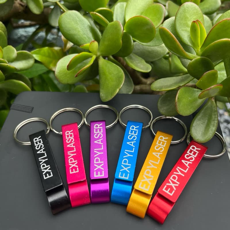 🔑 Chaveiro Abridor Metálico Personalizado – Nome ou Logo | Expy Laser | Brinde Profissional