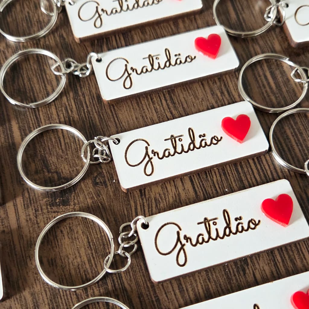 Kit 10/30/50 Chaveiros Gratidão com Coração Vermelho em Mdf Branco 3mm Lembrança Religiosa Fé Deus