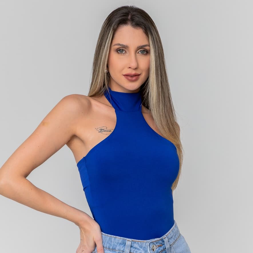 Body Regata Feminino Cavado Gola Amarrar nas Costas Frente Única