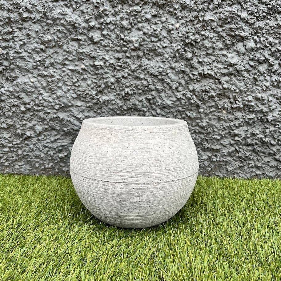 Vaso decorativo em polietileno para Planta Modelo Esfera PP