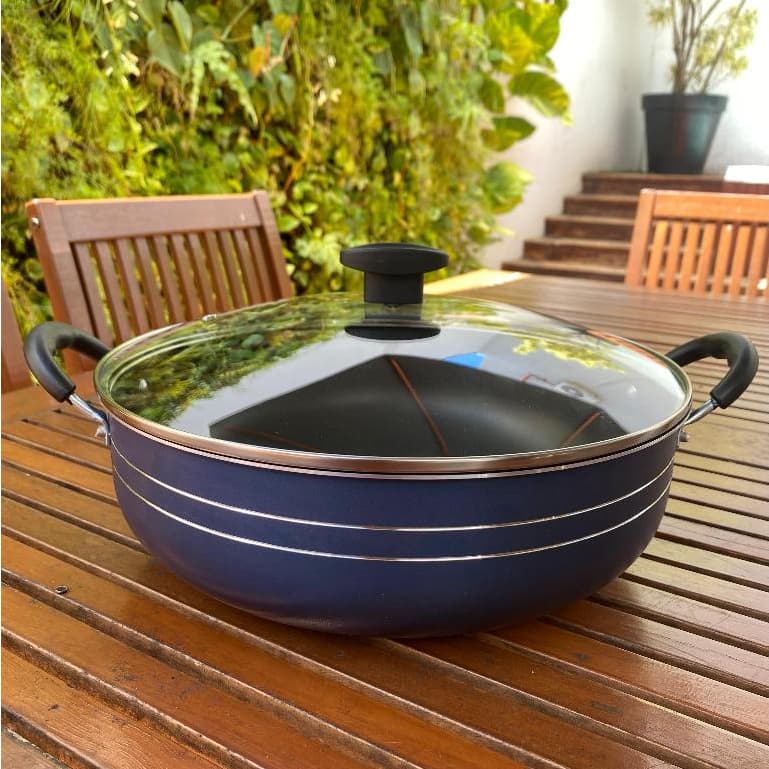 PANELA WOK ANTIADERENTE GRANDE COM ALÇAS DESIGN PREMIUM.