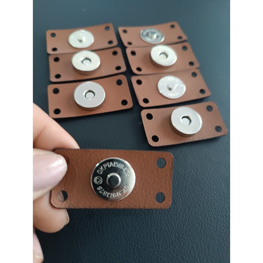 Botões Imã 18mm Para Bolsas de Crochê, para Artesanato Imantado com Base em Couro Sintético (2,5cmx5cm)