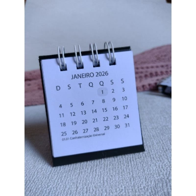 Mini Calendário de Mesa 2026