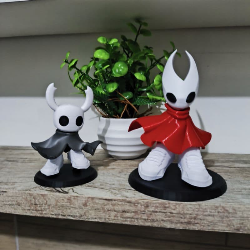 Miniaturas Hornet Silksong e Hollow Knight –  Meme "Shaw??" com Tênis / Action Figures / Decoração / Presente