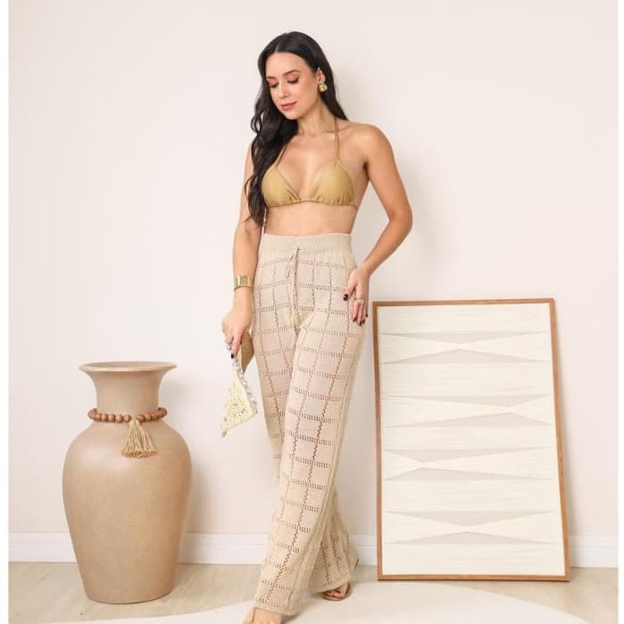 Calça Saída de Praia Tricot Moda Feminina Crochê Tendência Pantalona Tricô Moda Verão Piscina