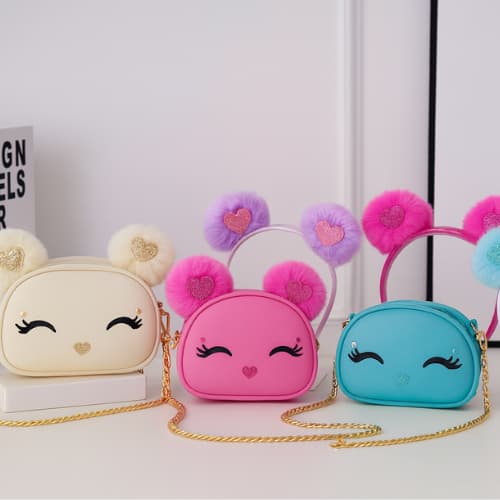 Kit Bolsa e Tiara Infantil com PomPom – Bolsa Criança Feminina Festa Presente com Corrente