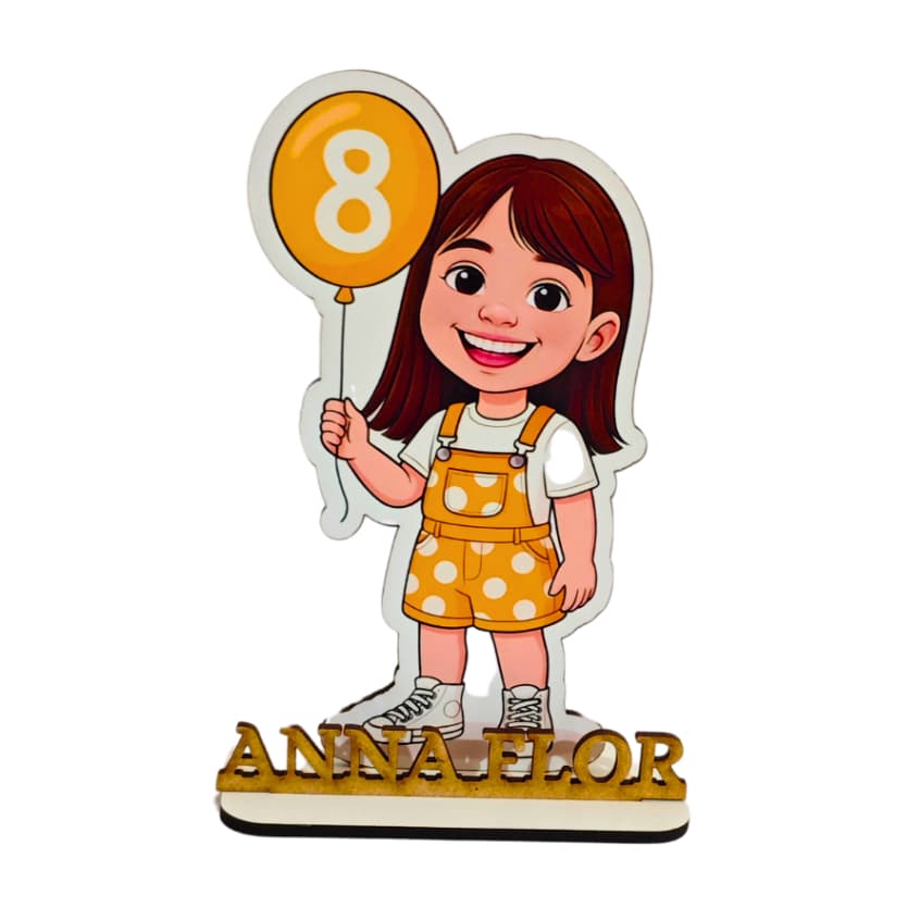 Display Totem de Mesa com Foto em Desenho Mdf e Adesivo Personalizado com o Nome Festas Mesversário Eventos