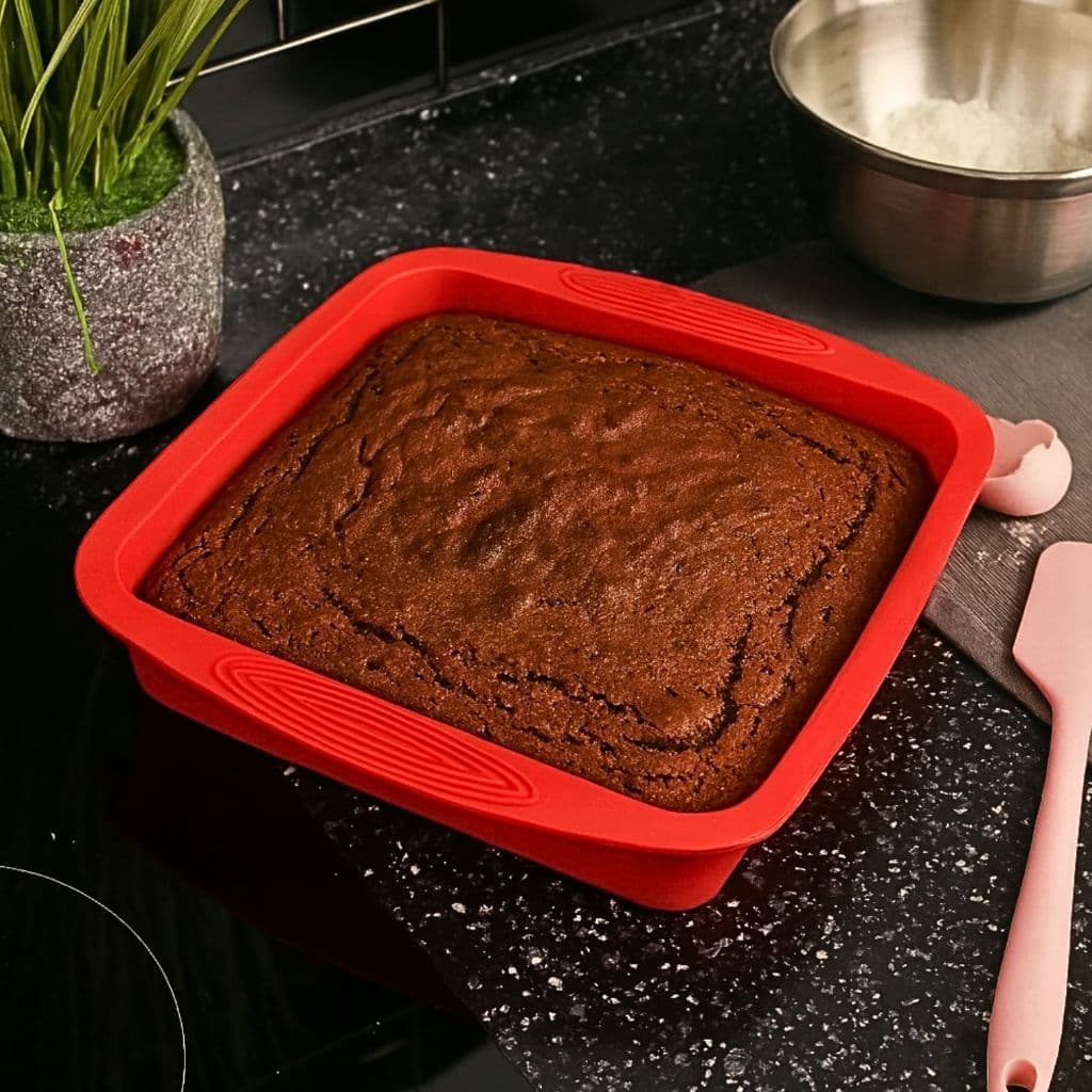 Forma Para Brownie Bolo Quadrada 24cm Em Silicone Antiaderente