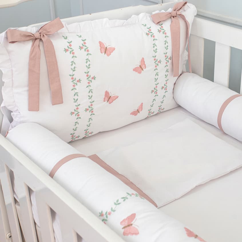 Kit Berço Americano Luxo Jardim Encantado Borboleta  Flores Menina Bordado 100% Algodão Enxoval Bebê