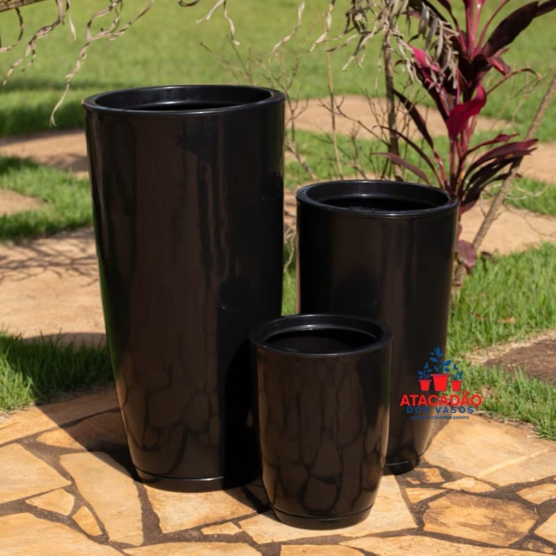 kit 3 vasos decorativos em polietileno para plantas, modelo cone bojo (coleção PREMIUM)
