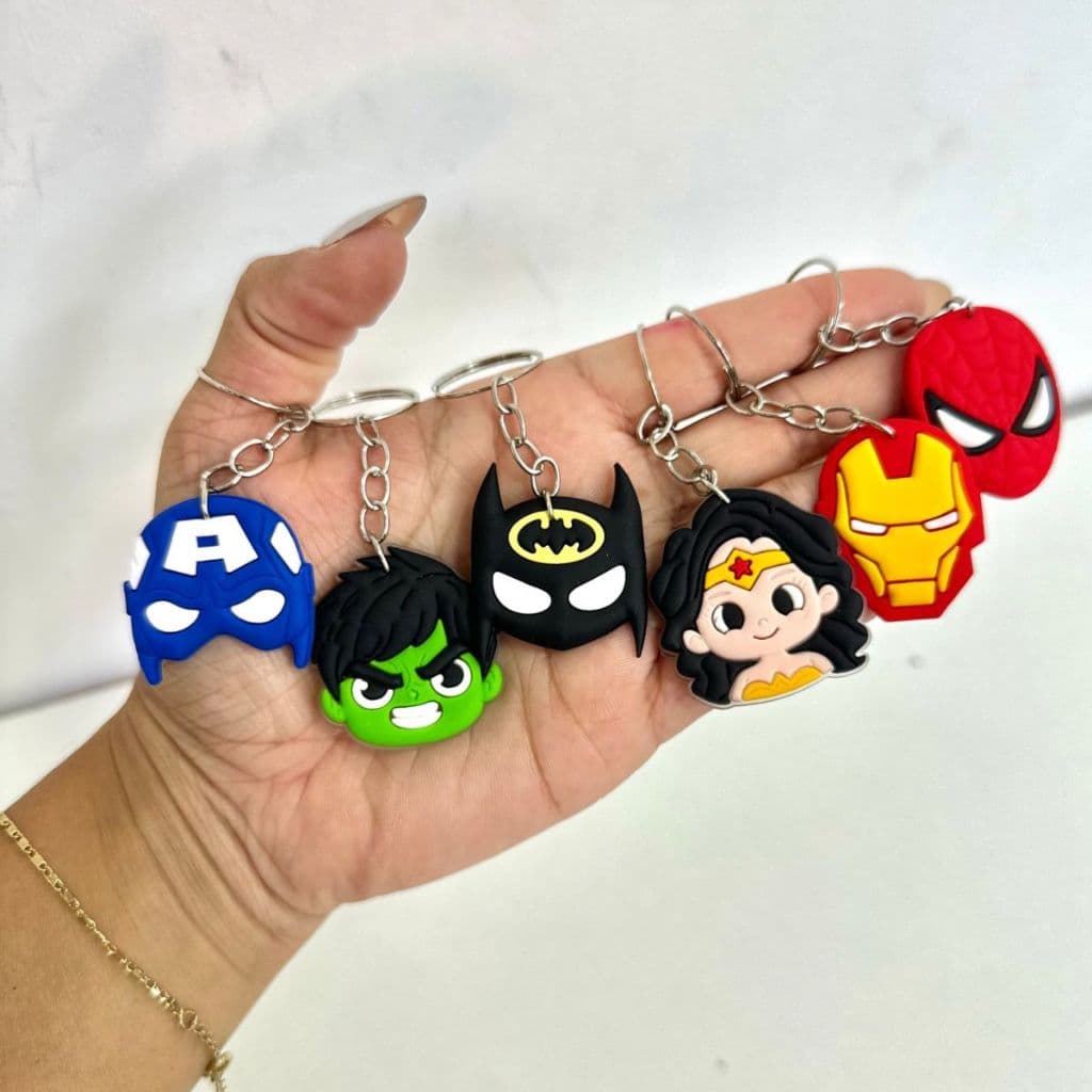 Kit Marvel 10/50 Chaveiro Homem Aranha Capitao America Homem De Ferro Batman Festa Aniversario Lembrancinha Tema