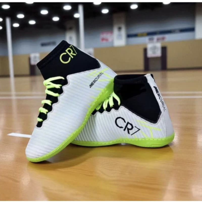 Chuteira Para Crianças Salão Futsal Quadra Colada e Costurada Leve e Confortável