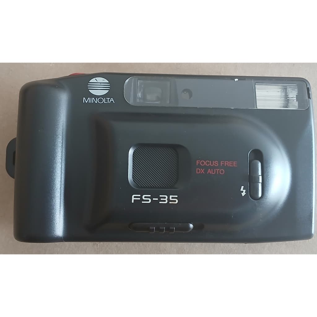 Câmera Minolta FS-35