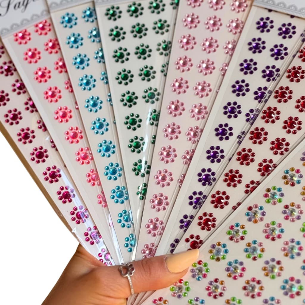 Kit 768 Adesivos de Cristal Strass 8 Cartelas Para Pets Banho e Tosa Artesanato e Personalização