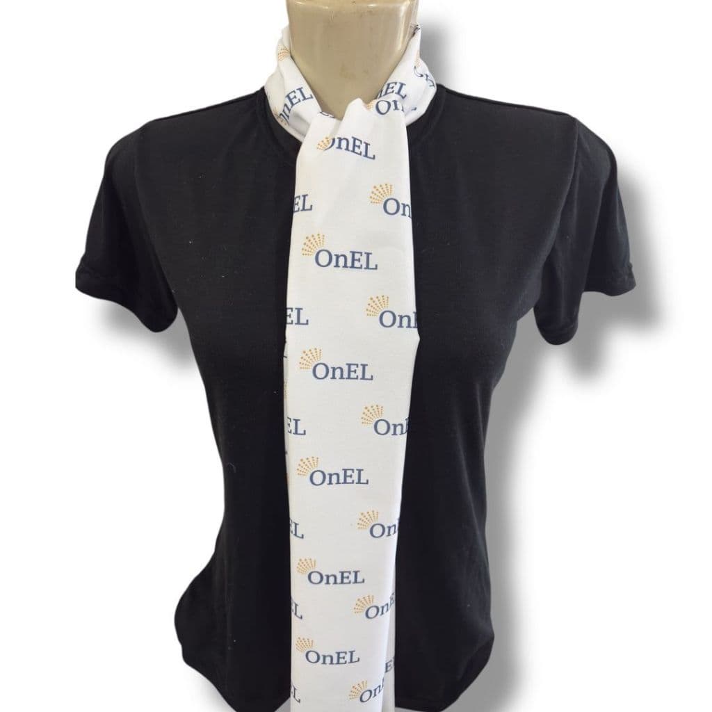 Lenços Echarpe com Logomarca - Em tecido de Oxfordine com acabamento em overloque