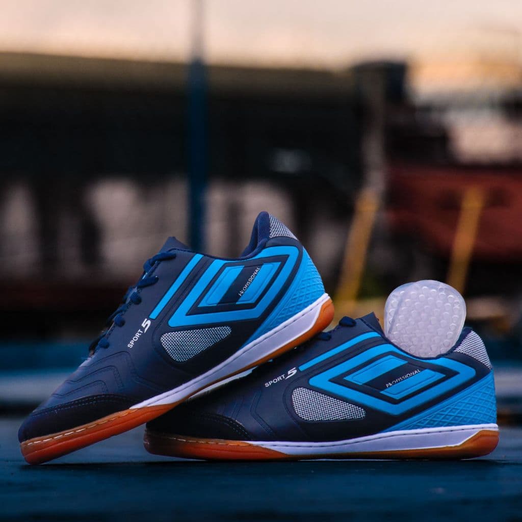 Chuteira Futsal Salão BUMB profissional + Palmilha de gel Quadra oferta unica envio em imedito