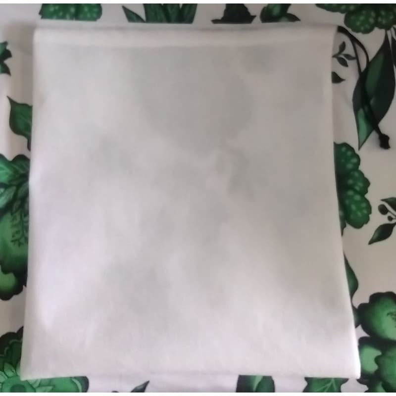 Kits de 1/5/10 Sacos organizador Tnt preto e branco, gramatura 80, consturado e reforçado, 36x32cm.