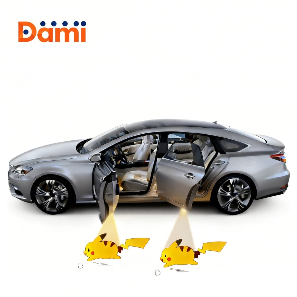 Luz de Projeção Automotiva Dinâmica - Desenho Animado Indução Inteligente USB Carregável