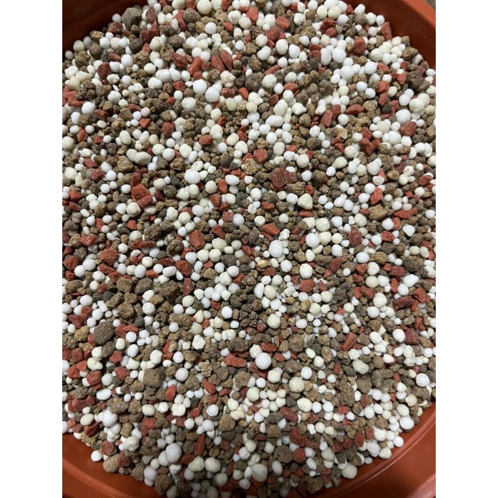 ADUBO FERTILIZANTE NPK 10.10.10 -  5KG - FOLHAGENS, HORTALIÇAS, FLORES E FRUTÍFERAS