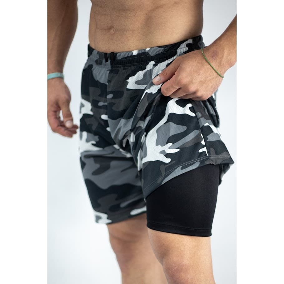 Short 2 em 1 camuflado com bolso na perna para celular, ideal para treinar, correr, cross fit com elastano