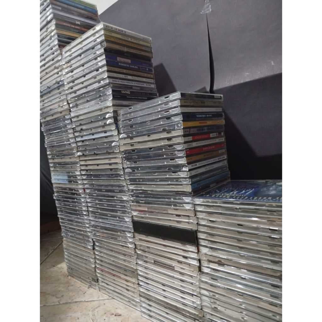 CDS INTERNACIONAIS E VARIADOS - DIVERSOS GENÊROS
