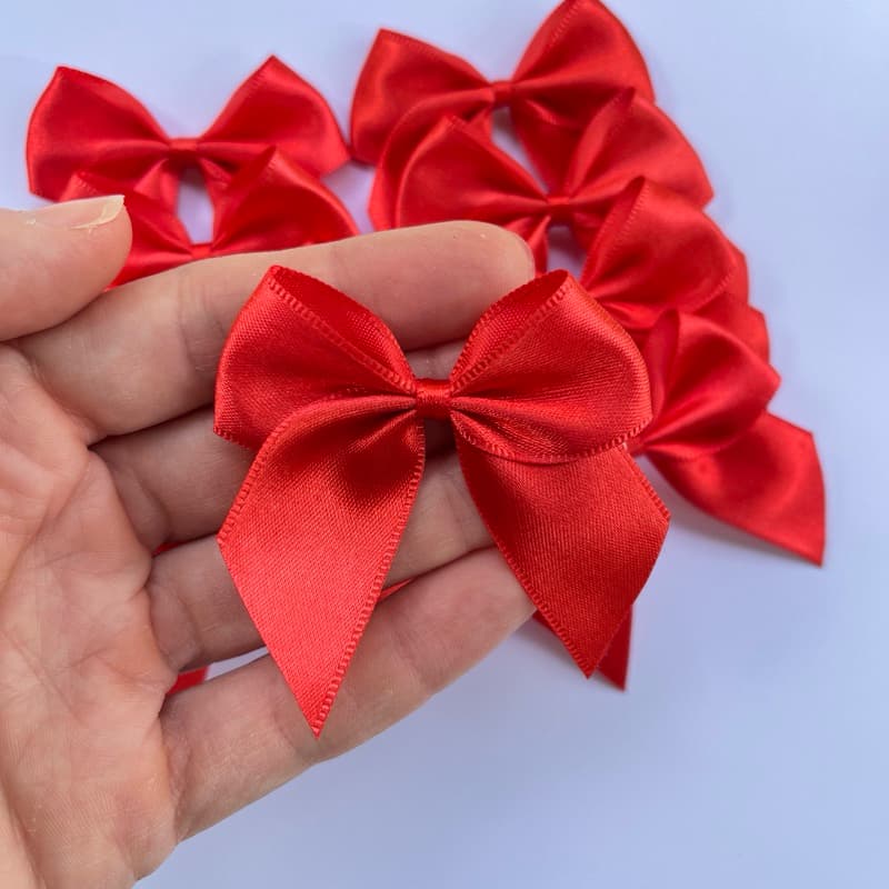 Laço Lacinho de fita cetim N5 - 50 unds  decoração festa, caixinhas milk, enfeites de mesa, artesanato, personalizados