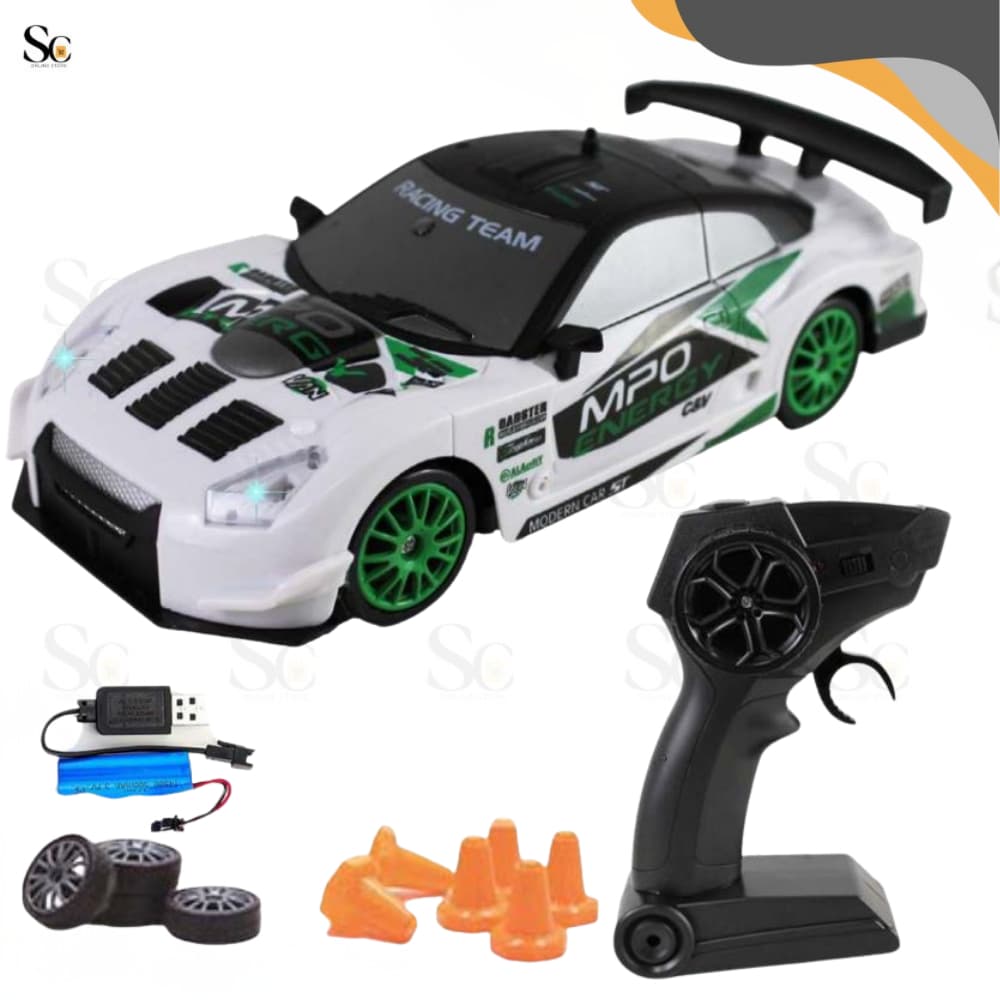 Carrinho de Controle Remoto Drift Carro de Brinquedo Com 4 Rodas Extras Diversão Garantida