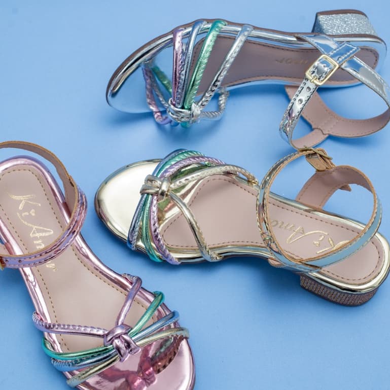 Sandália Brilho Colorida Metalizada Saltinho 3cm Antiderrapante Moda Casual Infantil Juvenil Menina