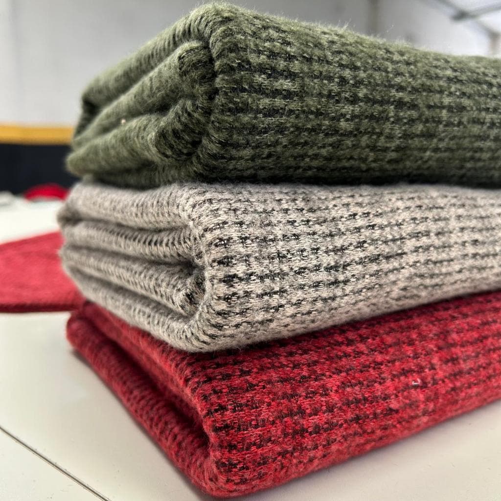 Tecido Malha lanzinha (1m x 1,60m)tecido encorpado, macio e de excelente elasticidade ideal para quem busca elegância