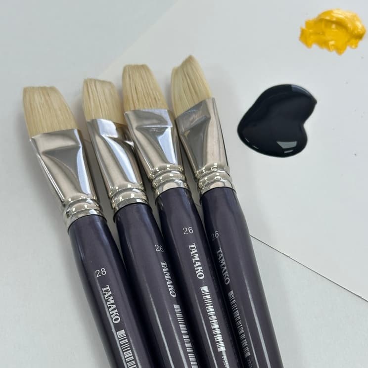 Kit Com 4 Pinceis Tamanhos 26 e 28 Pintura Artesanato Cerdas Naturais