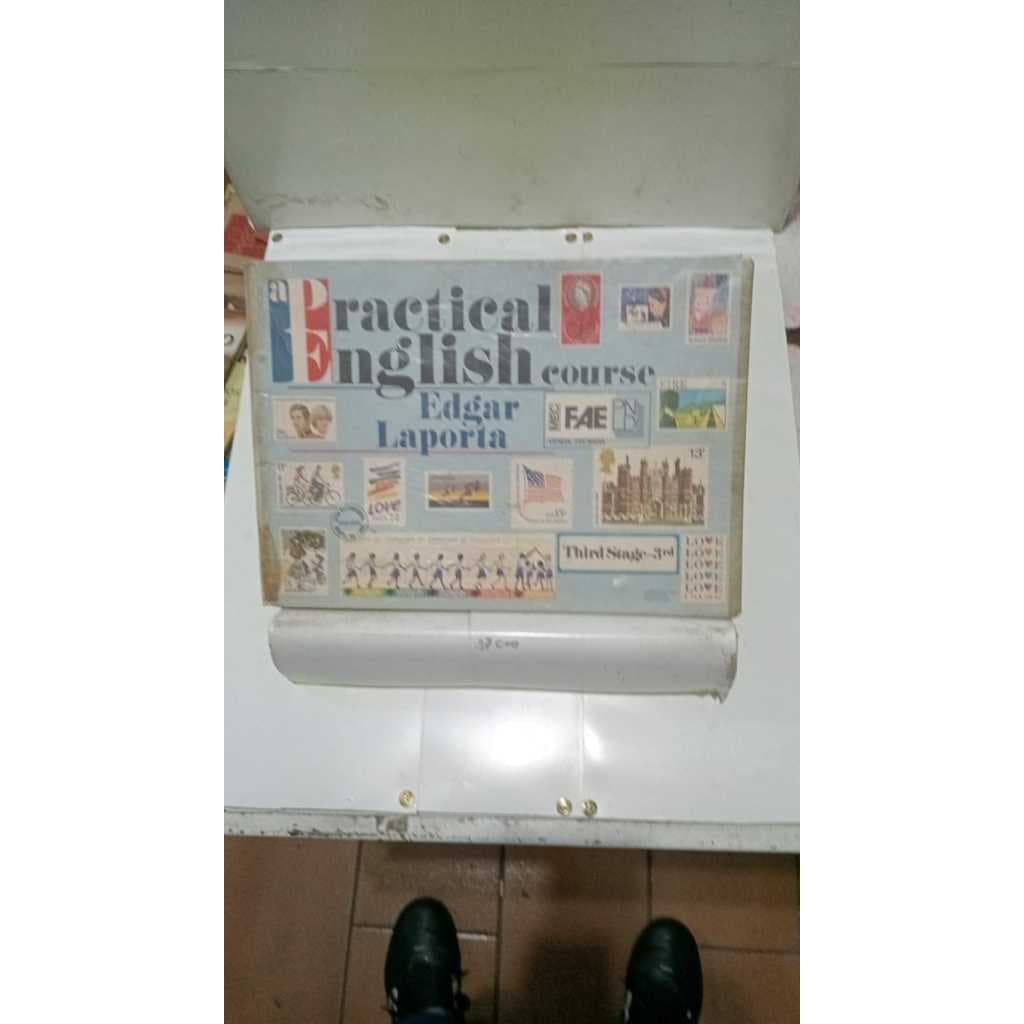 Livro - A Practical English Course - Third Stage - Edgar Laporta
