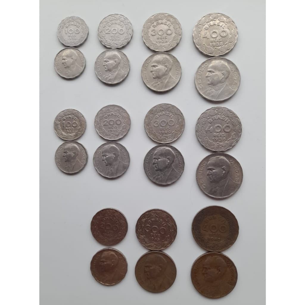 Moedas de réis, série Getúlio Vargas, de 1938 e 1940, muito bem conservadas (MBC).